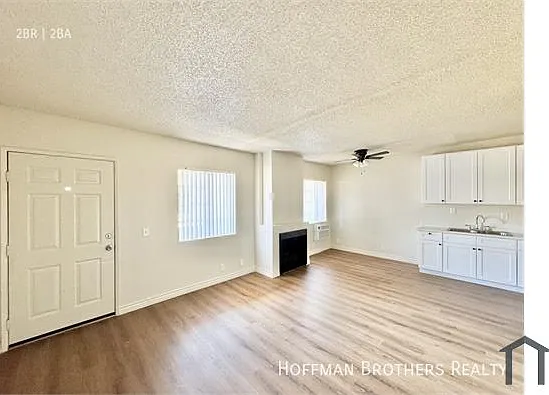 15556 Nordhoff St #201 — Photo 12