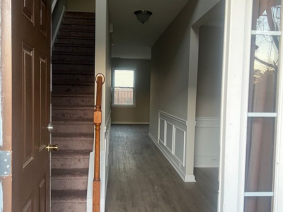 3rd image of 7191 Toccoa Cir