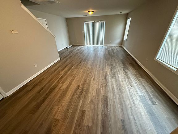 4th image of 1530 Hollow Maple Dr