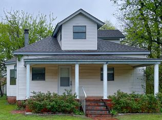 1328 S Cherry St, Ada, OK 74820