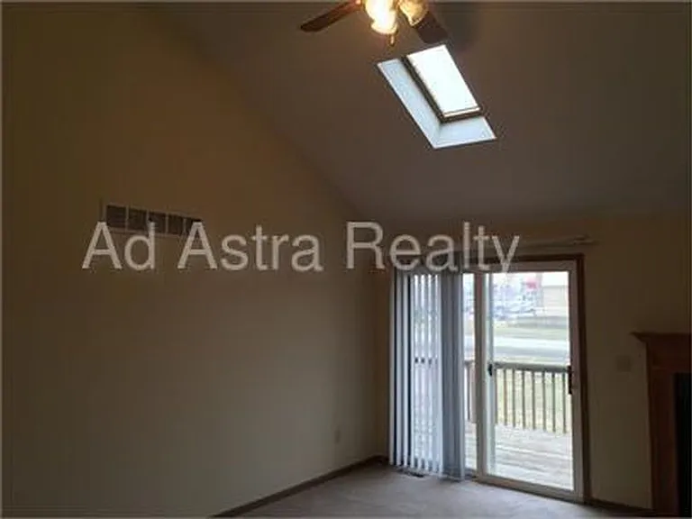 2517 Bent Oak Ct — Photo 5