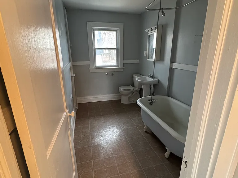 5 E Moody Ave #2 — Photo 3