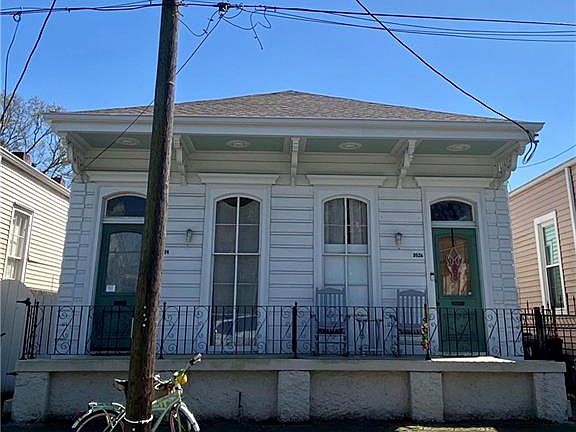 2nd image of 3524-26 Constance St