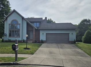 371 Bryan Cir NE, New Philadelphia, OH 44663