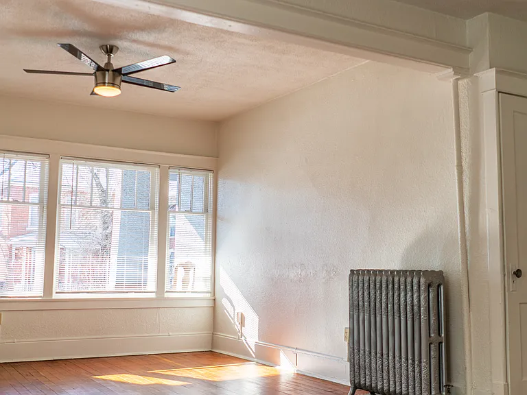113 Midway Ave #2 — Photo 1