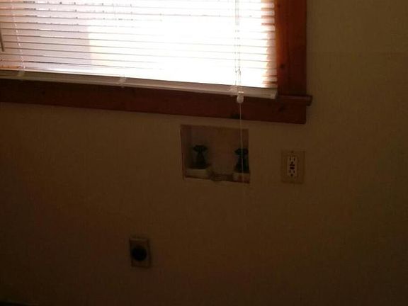 5th image of 1716 E 5th Ave