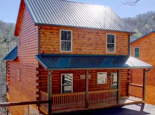 817 String Run Way, Pigeon Forge, TN 37863