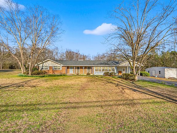 2nd image of 1585 Fleahop Rd