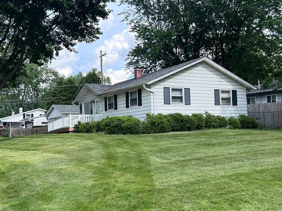 1st image of 209 Carol Ln