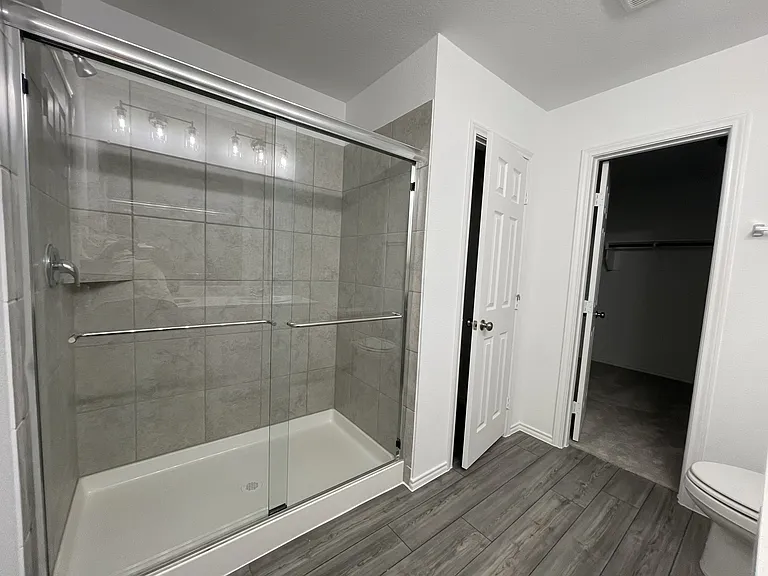 825 Breakwater Dr — Photo 11