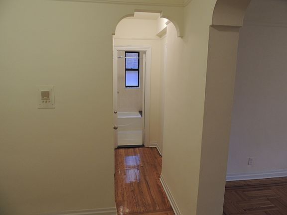 2nd image of 3550 82nd St