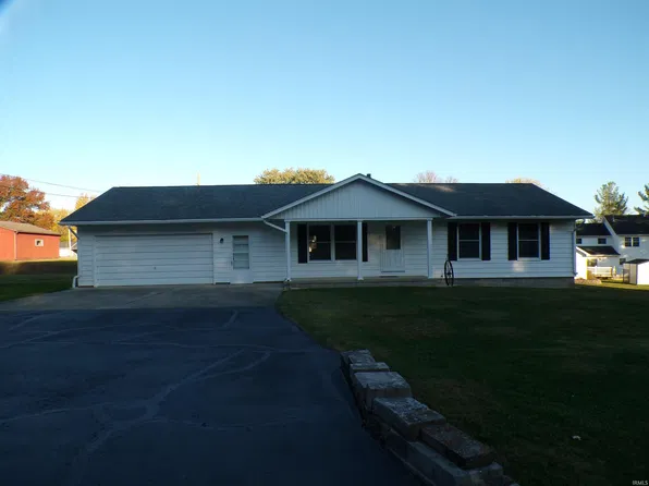 890 N Cook St, Paoli, IN 47454