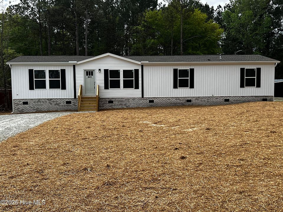 1st image of 8877 Millers Path NE