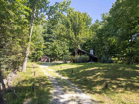5th image of 904 Austin Hill Road