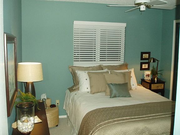 4th image of 1511 Estero Blvd APT 409