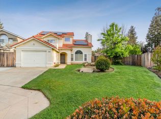 9582 N Barton Ave, Fresno, CA