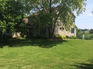 W4151 Valley View Ln, Appleton, WI 54913