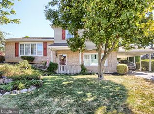 102 Mountain View Dr, Enola, PA 17025