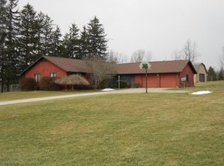 8716 Denman Rd, Lexington, OH 44904