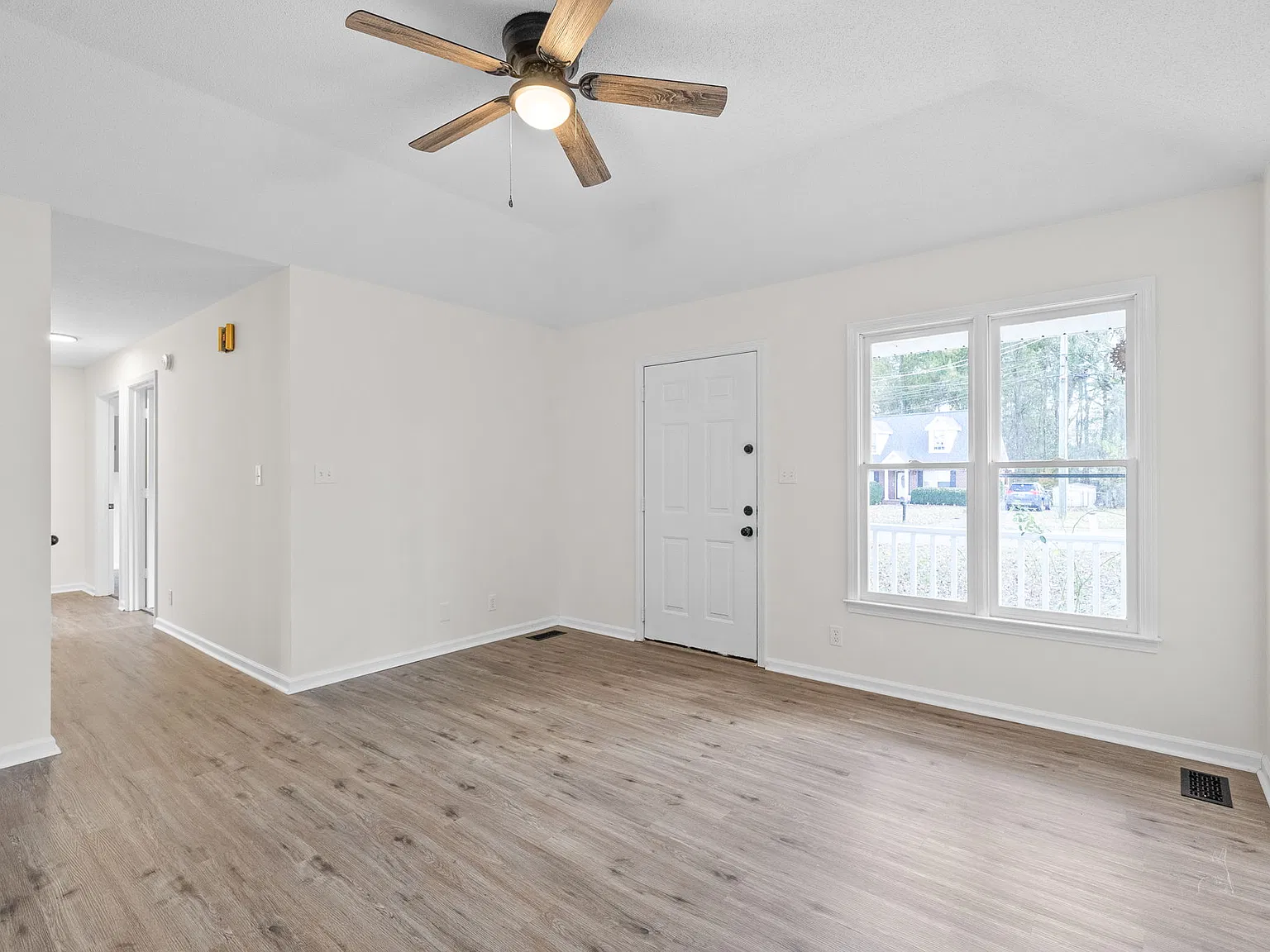 3 bed, 1173 sqft, $1,400 — Photo 4