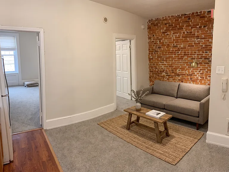 4014 Spruce St #2F — Photo 2