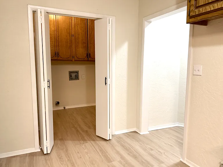 901 Wolverton St — Photo 15