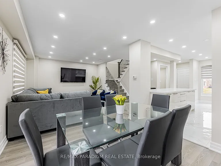 612 Flavelle Ct — Photo 12