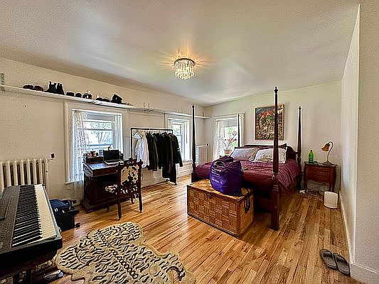 5th image of 353 Washington Ave #3