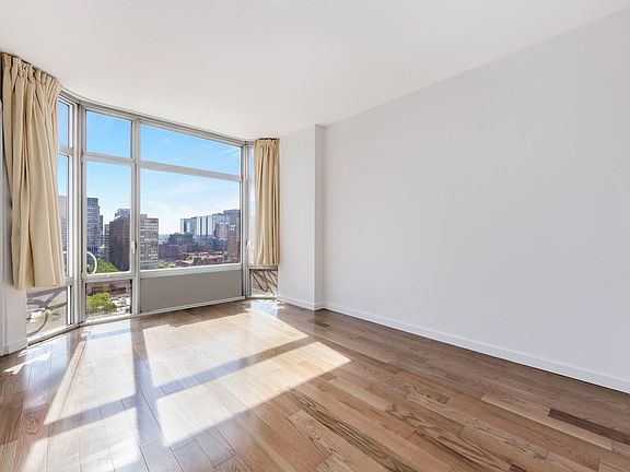 5th image of 200 E 32nd St APT 15E