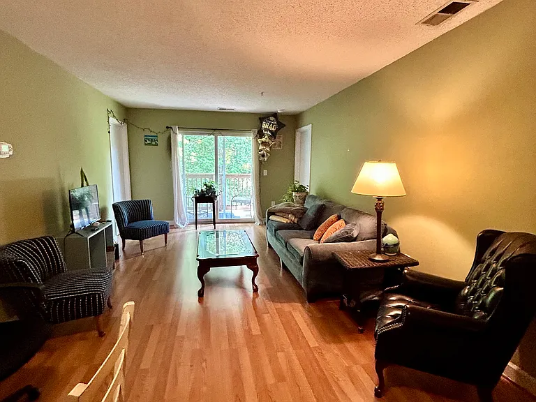 303 Smith Level Rd #F32 — Photo 3