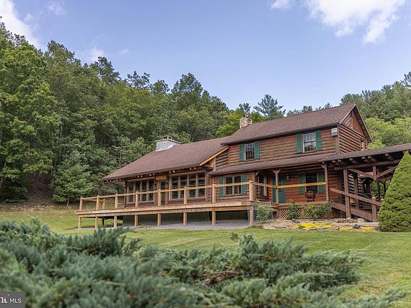 5th image of 975 Lambs Run Rd
