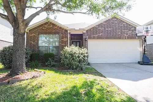 1414 S Maple Dr Photo 1