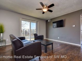 232 S Florence Ave APT 304, Springfield, MO 65806