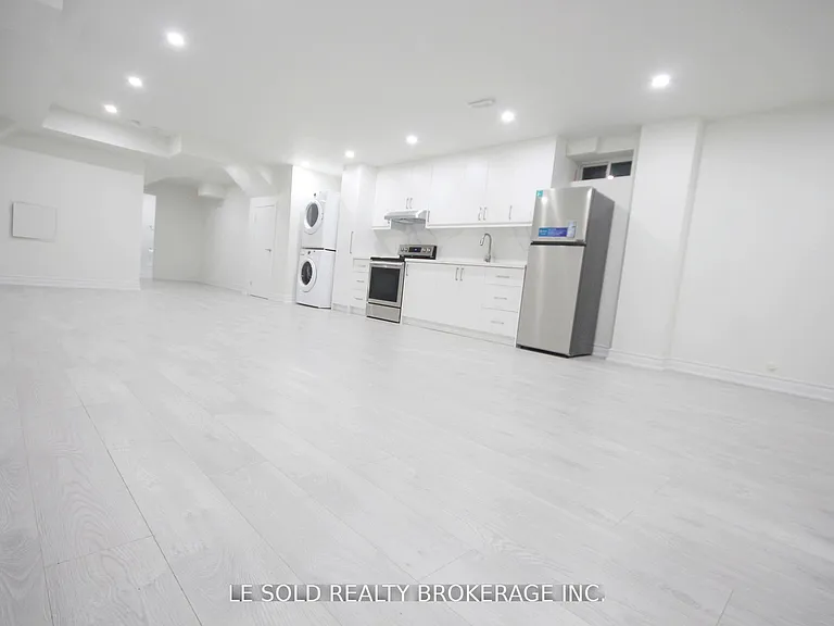 7 Pear Blossom Way #BASEMENT — Photo 4