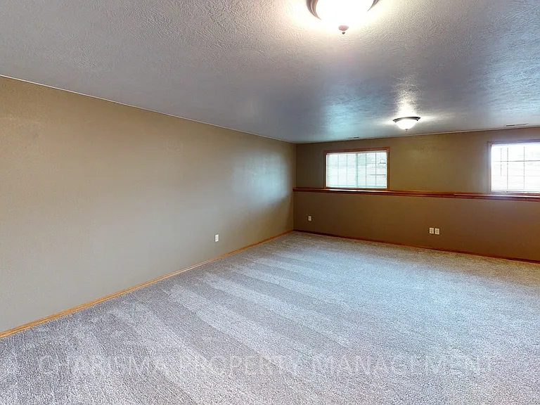 Horizon Properties — Photo 66