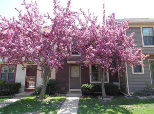 305 Franklin Ct, North Wales, PA 19454
