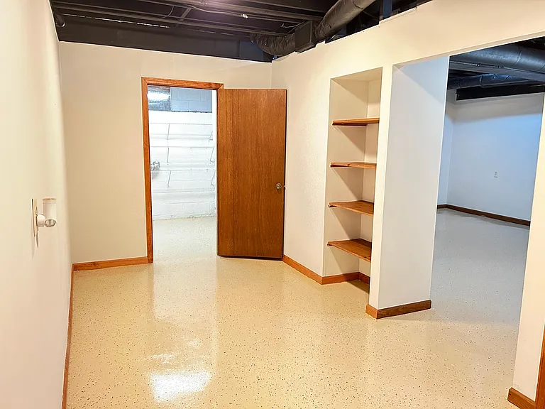 329 Harris Oaks — Photo 12