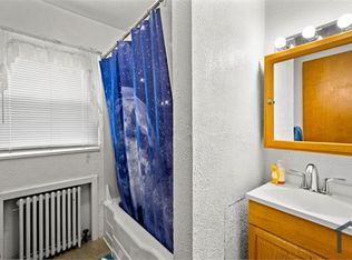 1504 Coraopolis Heights Rd APT 3, Coraopolis, PA 15108