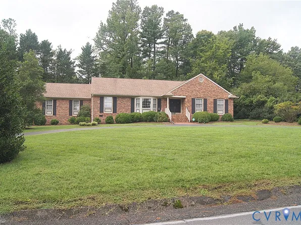 13017 Fairway Ln, Ashland, VA 23005