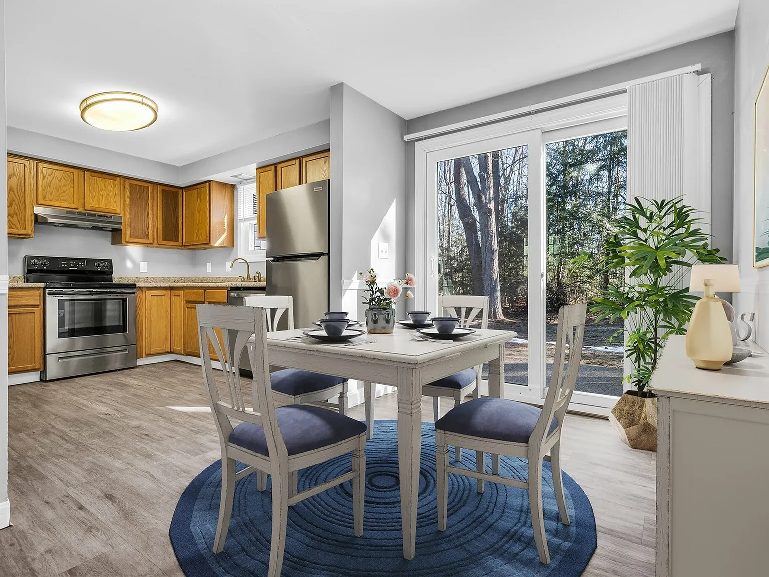 Foxcroft Apartments — Photo 3