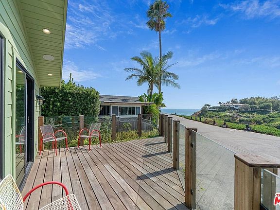 4th image of 249 Paradise Cove Rd