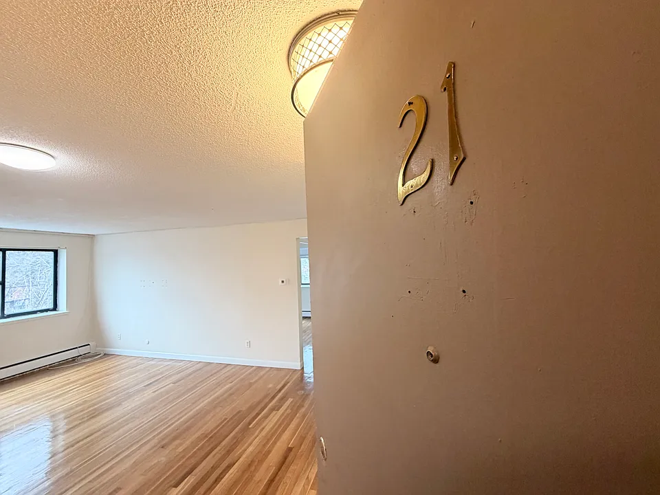 122A Dustin St #21A