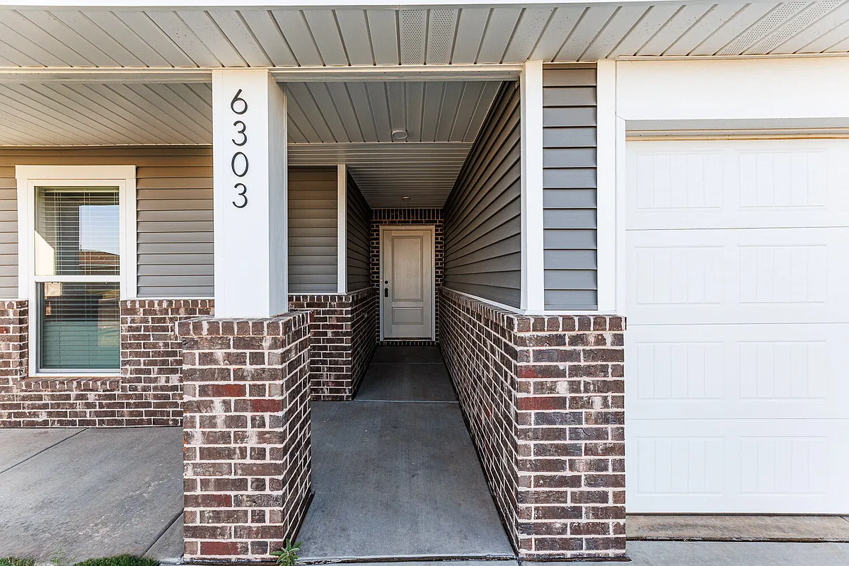 Building Photo - 6303 Volney Ave