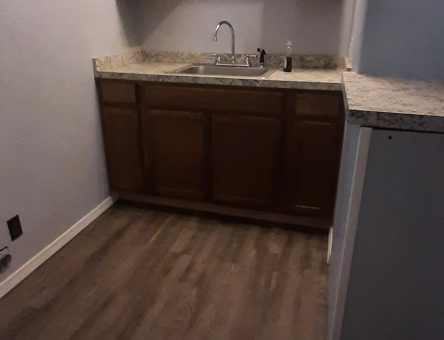 2 bed, 1000 sqft, $1,000 — Photo 4