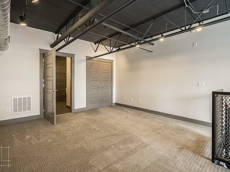 Wonder Bread Lofts — Photo 72