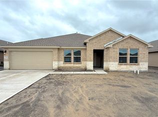 1441 Irigoyen St, Corpus Christi, TX 78415