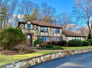 683 Greenville Rd, North Smithfield, RI 02896