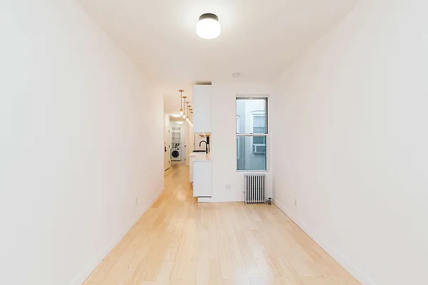 Rented by Nooklyn NYC LLC | media 8