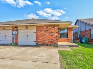 150 Barrett Pl, Edmond, OK 73003