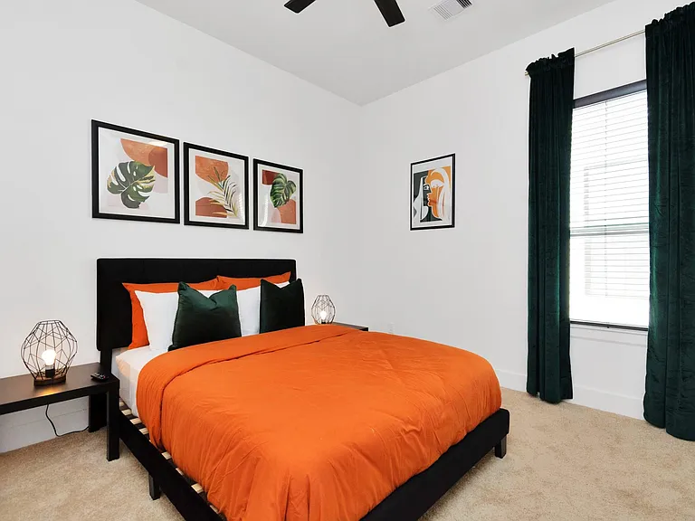 5308 Denmark St — Photo 29